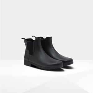 Hunter Refined Chelsea Boots black size 9 rubber slim rain boot